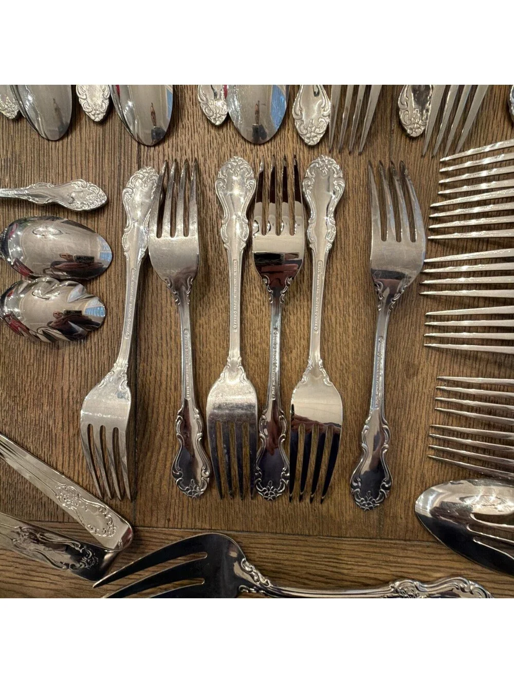Reed & Barton Highgrove Stainless Flatware Set 73 Pc Service for 12 Serving
